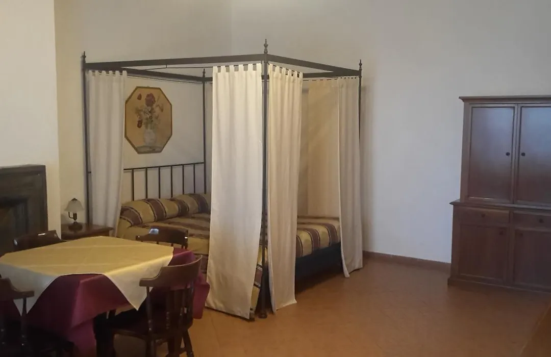 Residence Casale Mostacciano-1